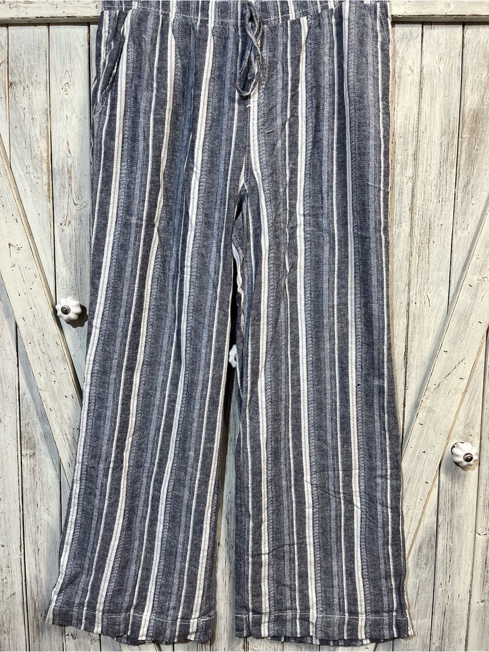 Briggs New York Blue & White Striped Pants